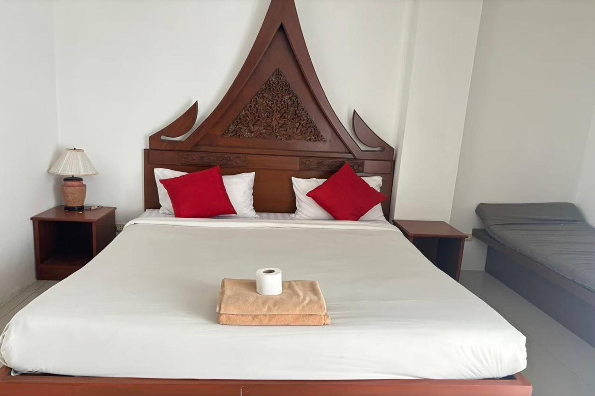 Hotel Praew Mansion Kamala Exteriér fotografie