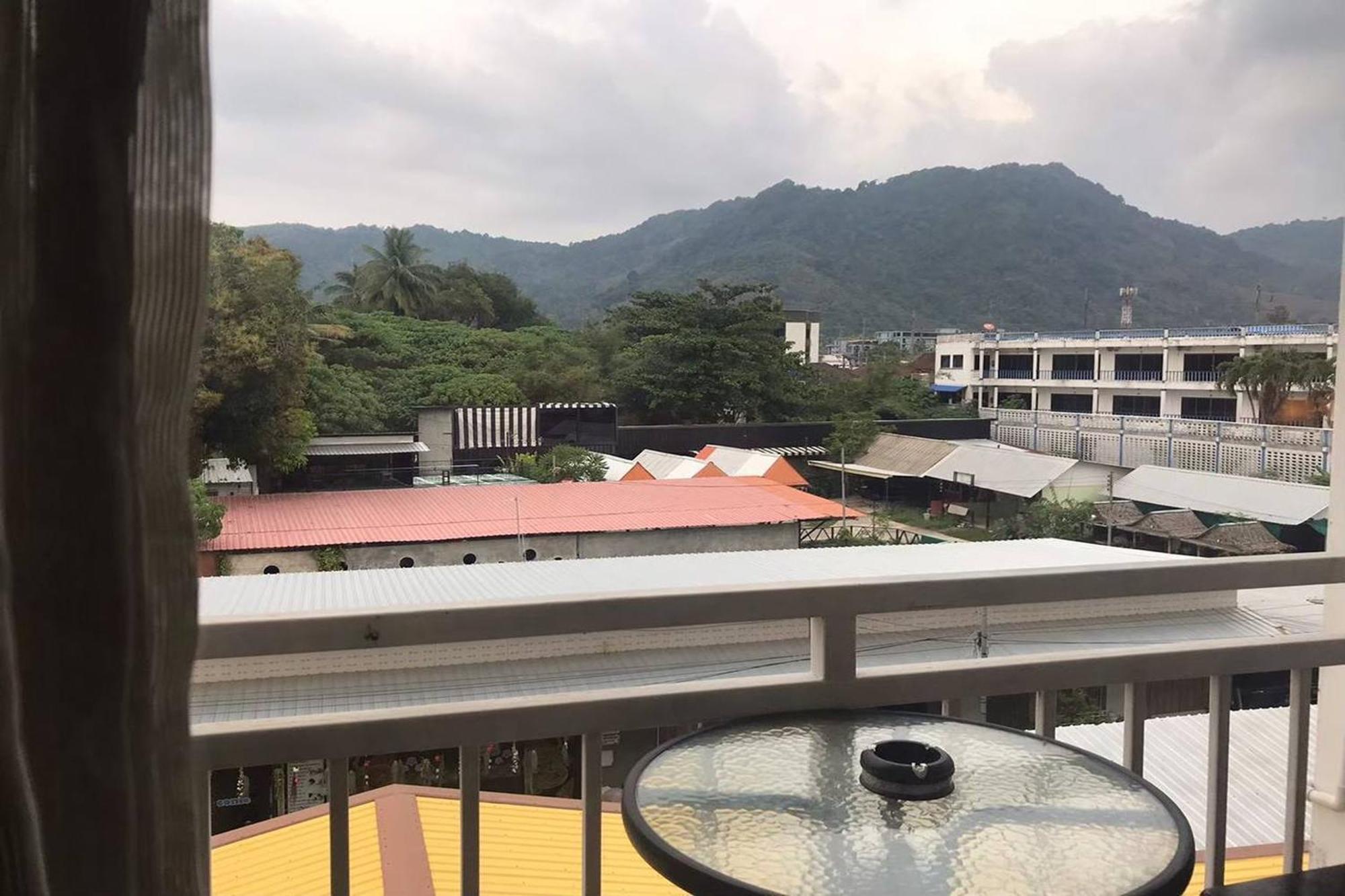 Hotel Praew Mansion Kamala Exteriér fotografie