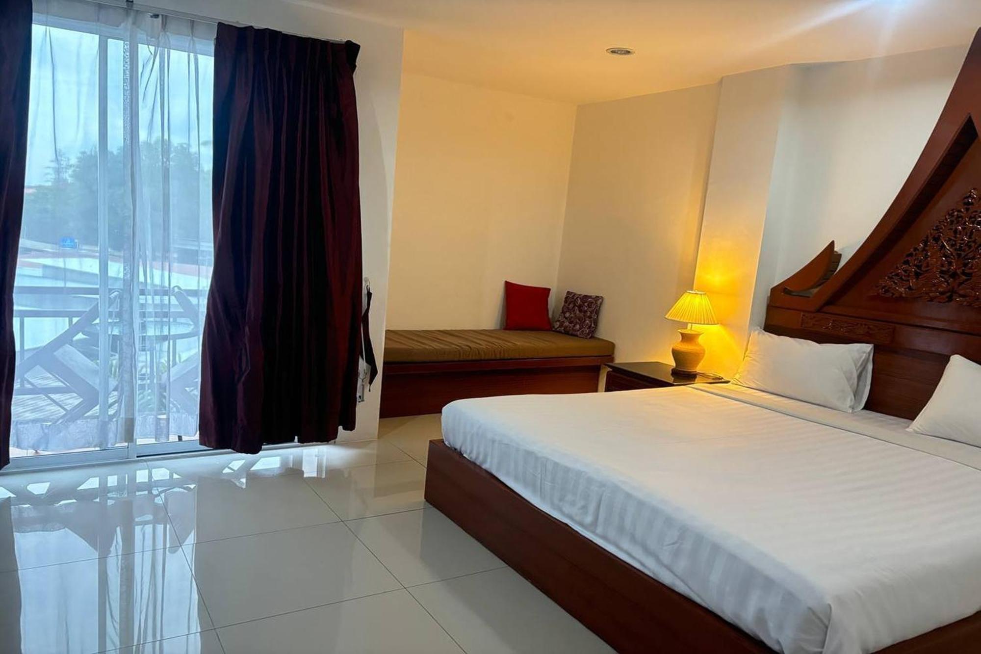 Hotel Praew Mansion Kamala Exteriér fotografie